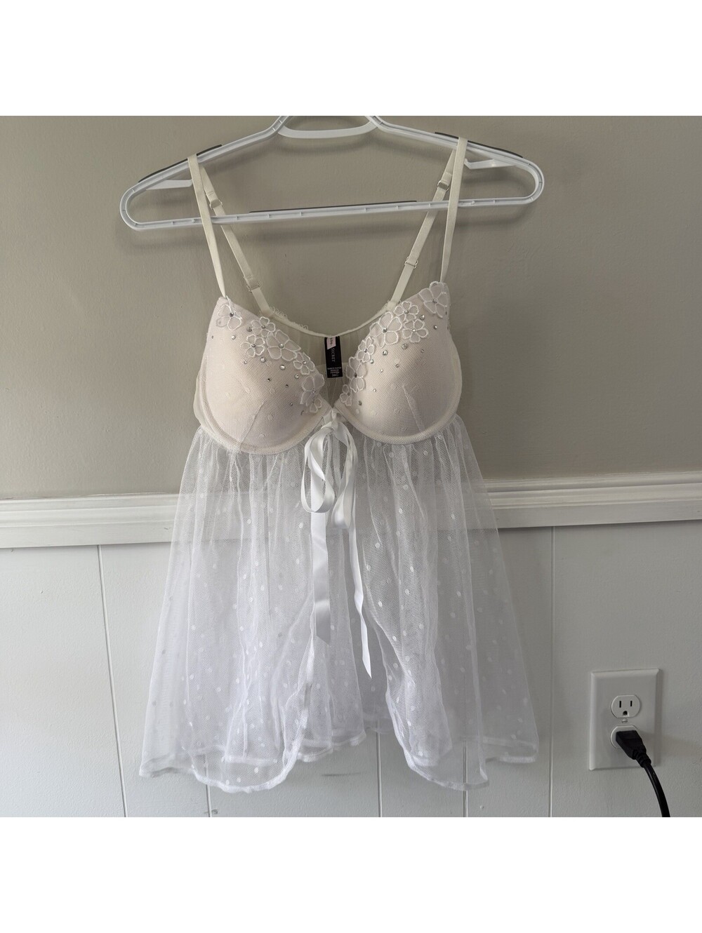 Victoria’s Secret Size 36C White Sheer Sexy Little Thing Teddy Chemise Bridal